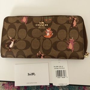 Coach Accordion Zip Wallet in Signature Canvas (Animal Party)